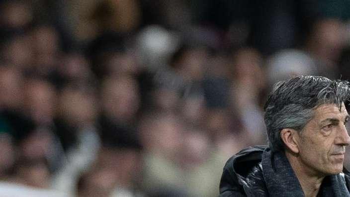 Imanol raja del arbitraje y queda retratado con varias acciones