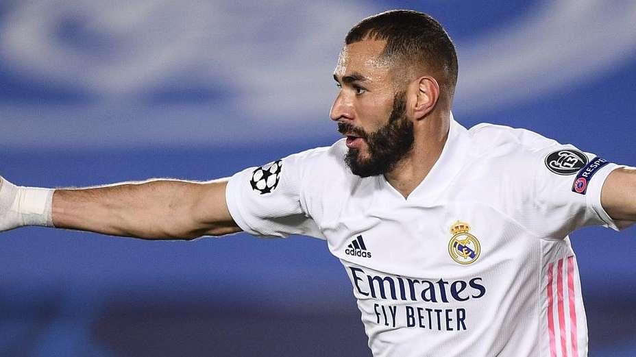 Mario Cortegana: "La vida sigue igual con Benzema, líder blanco con dos goles"