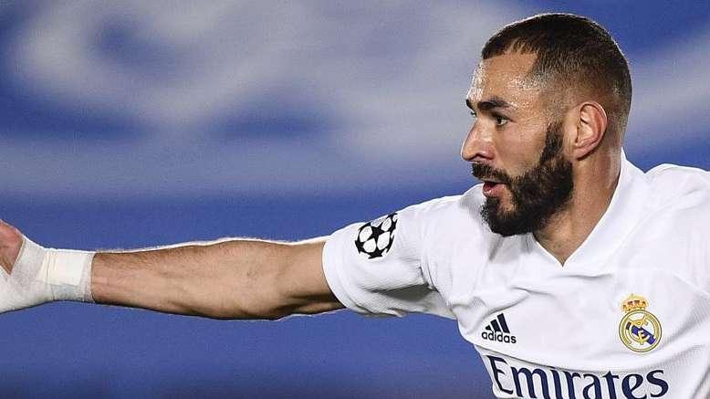 Benzema elogia a Vinicius Jr: "Es un fenómeno, me gusta mucho jugar con él"
