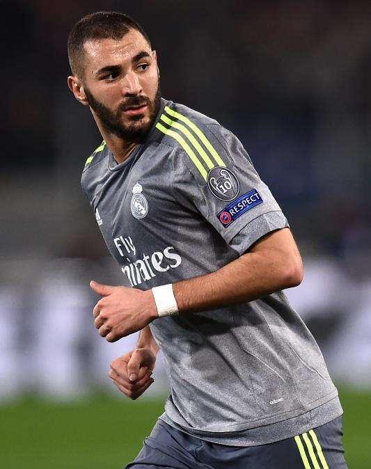 FOTO - Benzema felicita al Madrid de baloncesto: "Sois los más grandes"