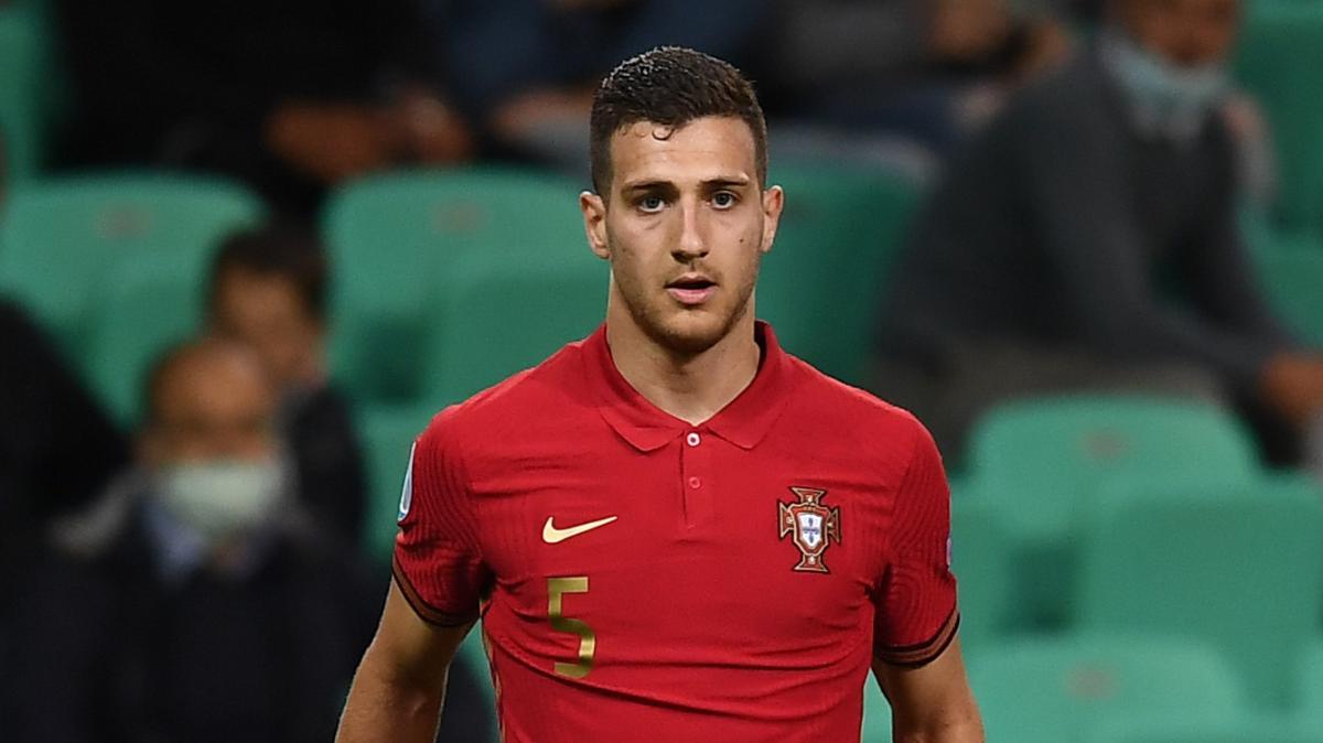 Diogo Dalot se consolida como una opción: José Mourinho lo adora