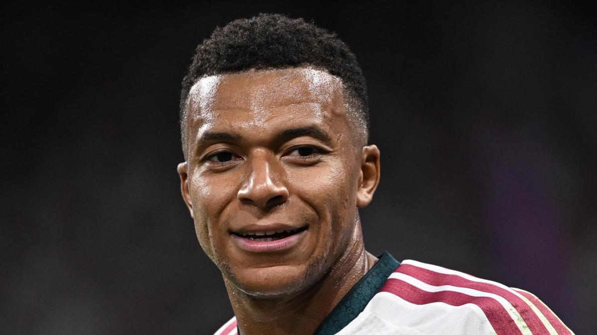 Una leyenda francesa avala a Mbappé como Balón de Oro