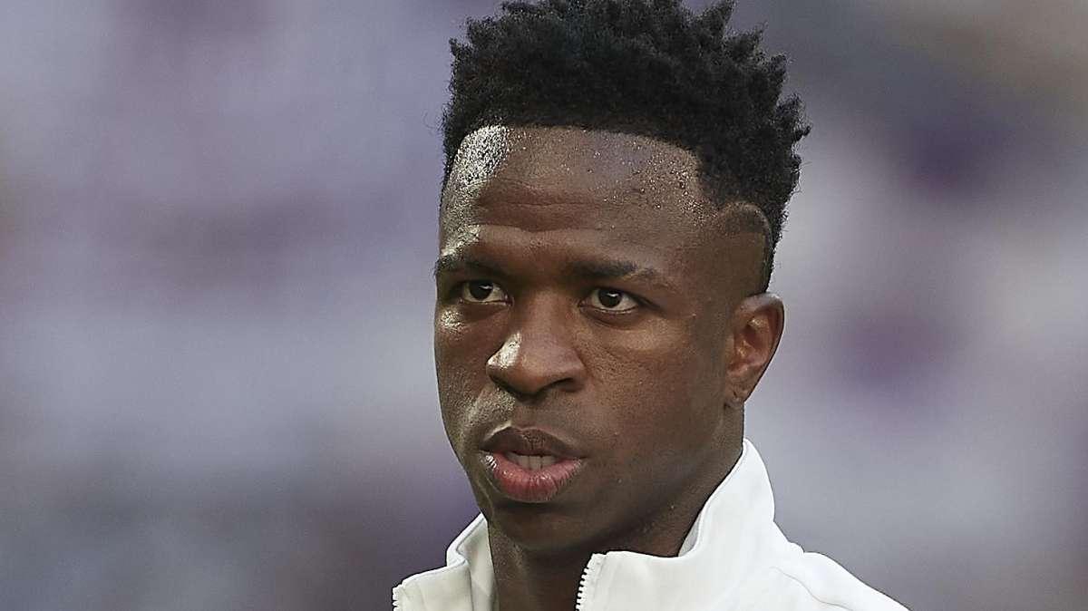Partido de alta tensión en Sevilla: Vinicius tuvo que ser sustituido por precaución