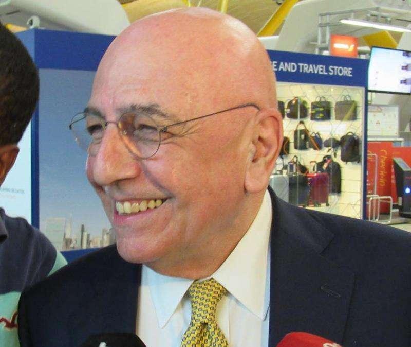 Galliani: "Kondogbia estaba hecho, pero otros subieron su oferta"