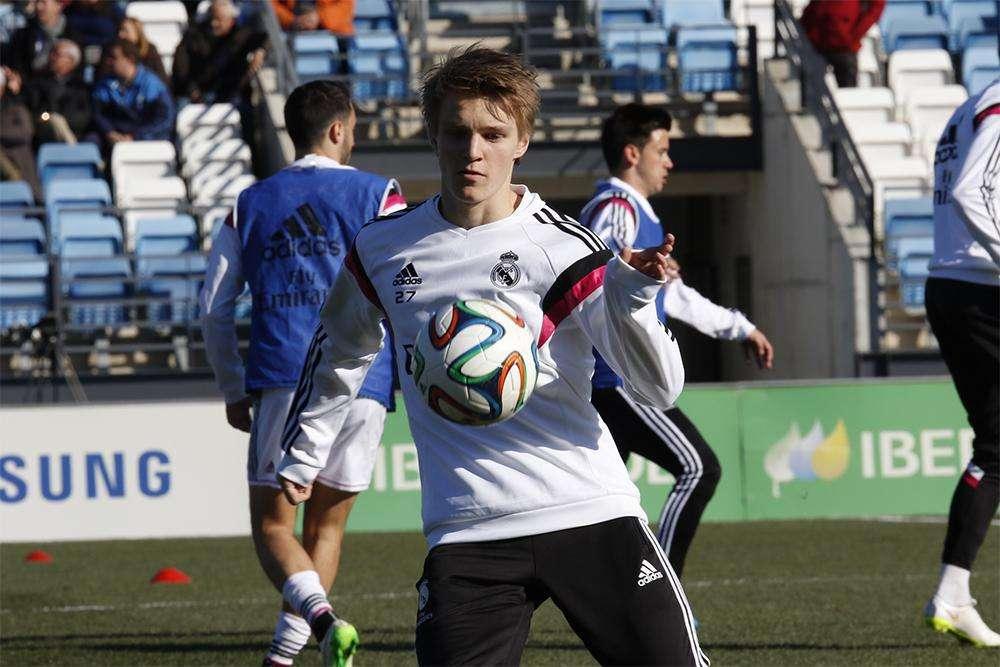 Fichajes Real Madrid, Odegaard podría jugar dos años en el Ajax 