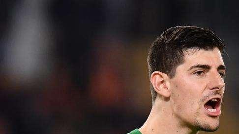 El Chelsea busca en Turquía al posible recambio de Courtois que mira hacia Madrid