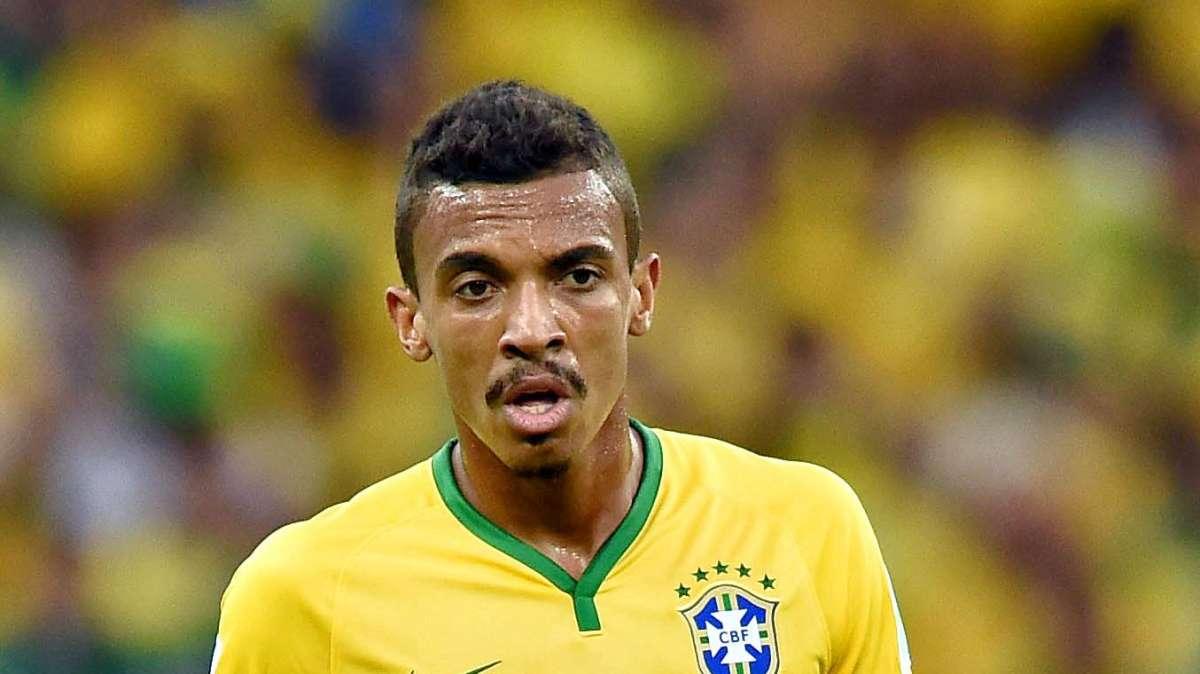 Luiz Gustavo, pendiente del futuro de Khedira