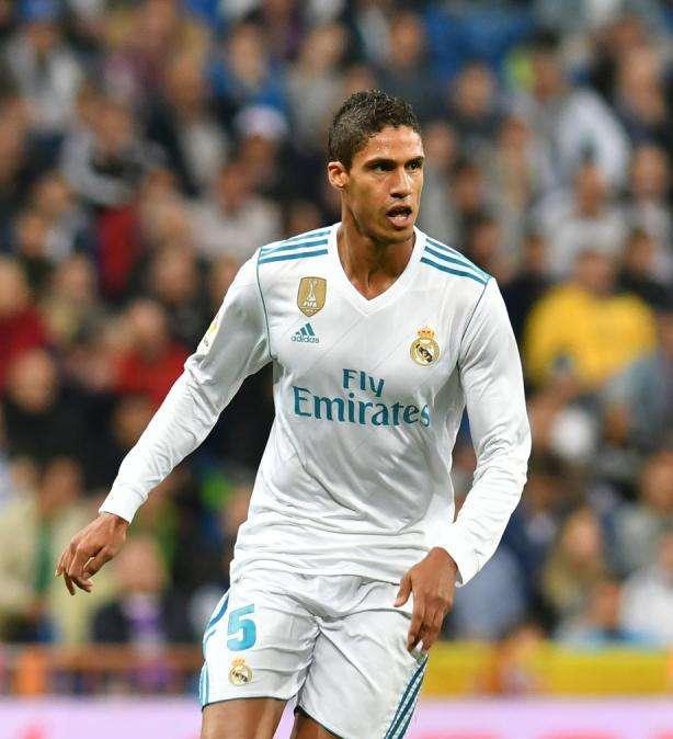 Varane y su calvario con su rodilla: "Me quitaron un 72% del menisco externo"