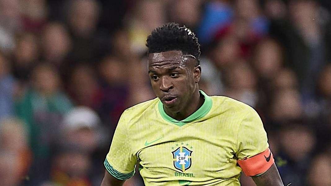 Vinicius brilla y se deshace en elogios ante su entrenador