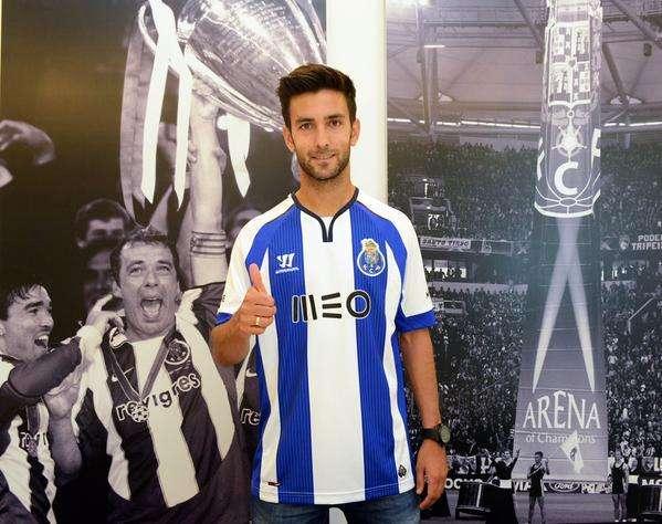 Alberto Bueno, al Oporto hasta 2020