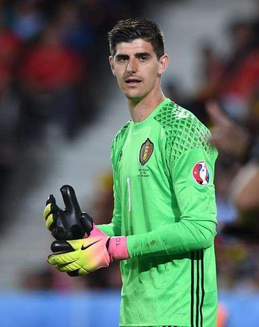 Courtois no renovará a cualquier precio: Daily Mail desvela las exigencias de su contrato 