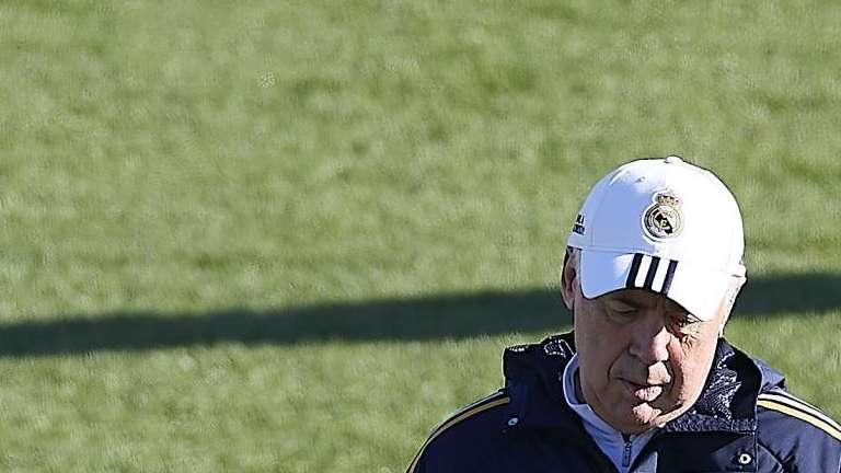 Ancelotti 'se inventa' un nuevo central y no es ni Carvajal ni Tchouaméni