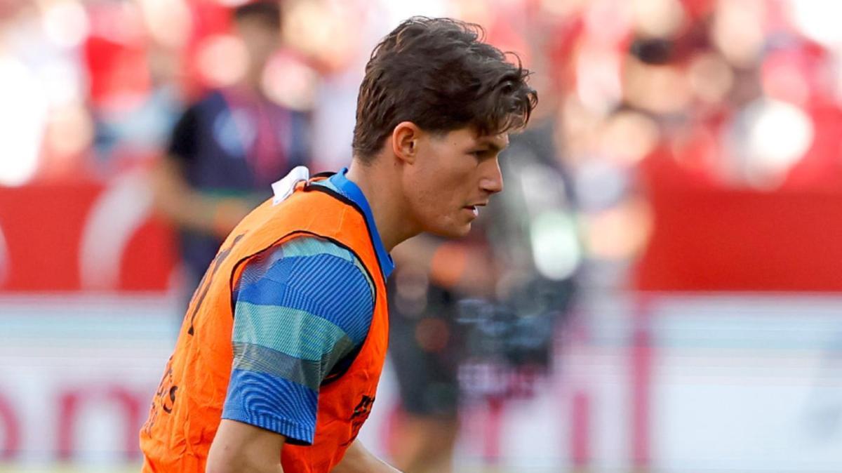 Real Madrid y Betis negocian por Fran García; el precio paraliza la operación