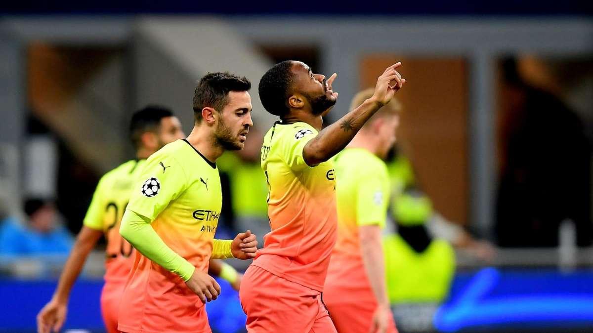 GOL DEL MANCHESTER CITY | Foden remata a placer un centro de Fernandinho