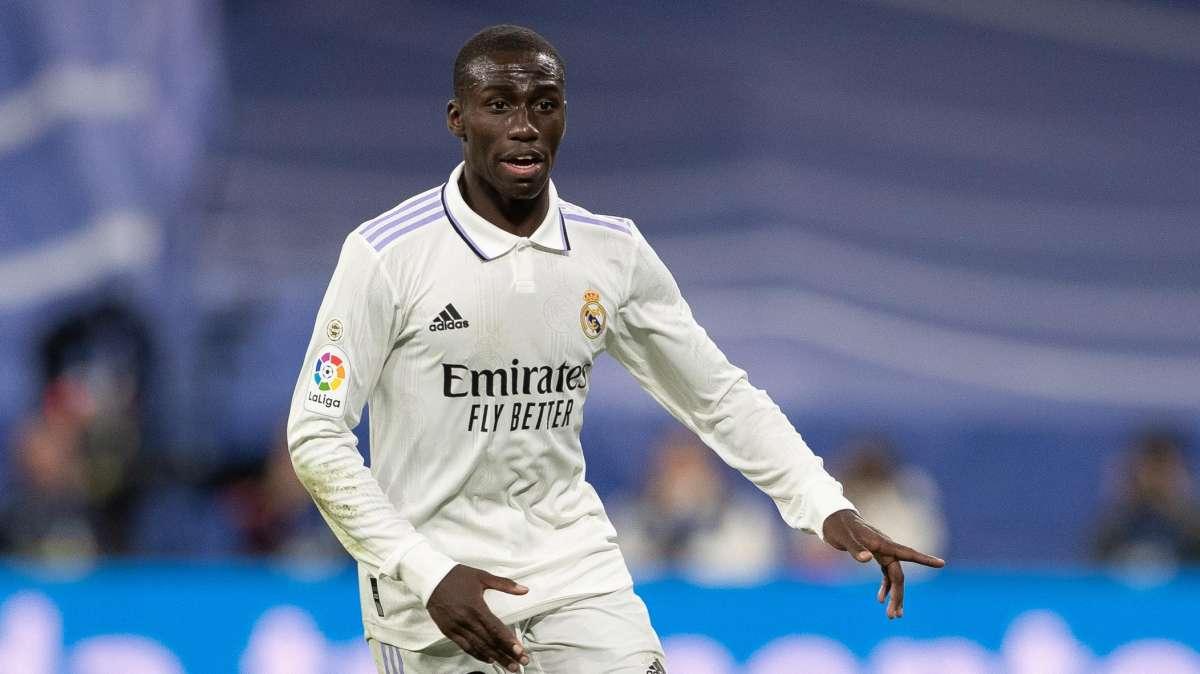 Mendy vuelve a lesionarse con el Real Madrid y ya hay parte médico
