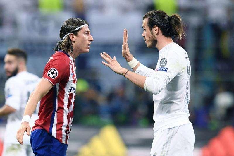 Filipe Luis 'dispara' al Madrid: cuestiona el Balón de Oro de Cristiano y manda un recado a Theo