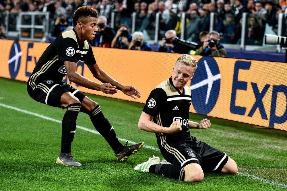 Fichajes, el Real Madrid ya conoce el precio de Van de Beek