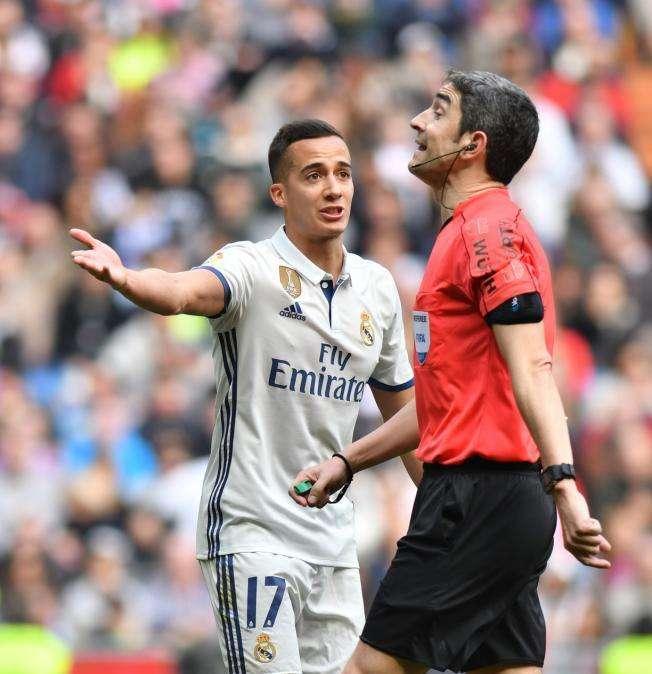 Estos serán los árbitros que pueden decidir quien será el campeón de Liga