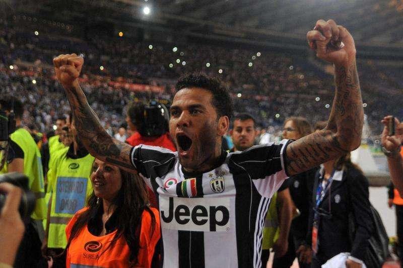 Dani Alves elige al mejor rival con el que se ha enfrentado y da la sorpresa