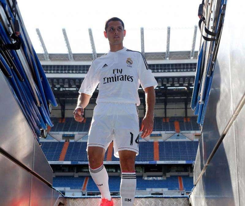 Chicharito pide al United que le rebaje su precio hasta 16 millones