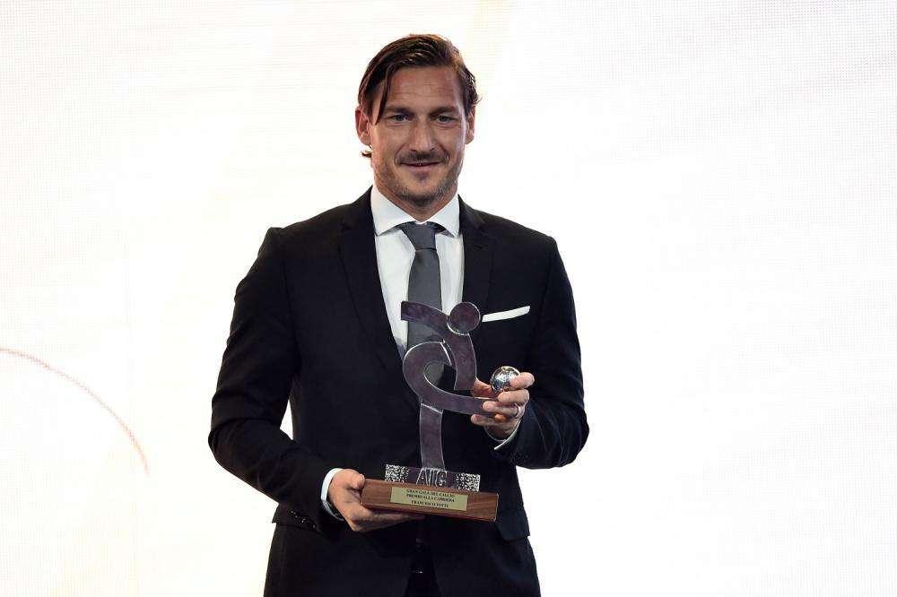 Totti, adiós definitivo de la leyenda de la Roma
