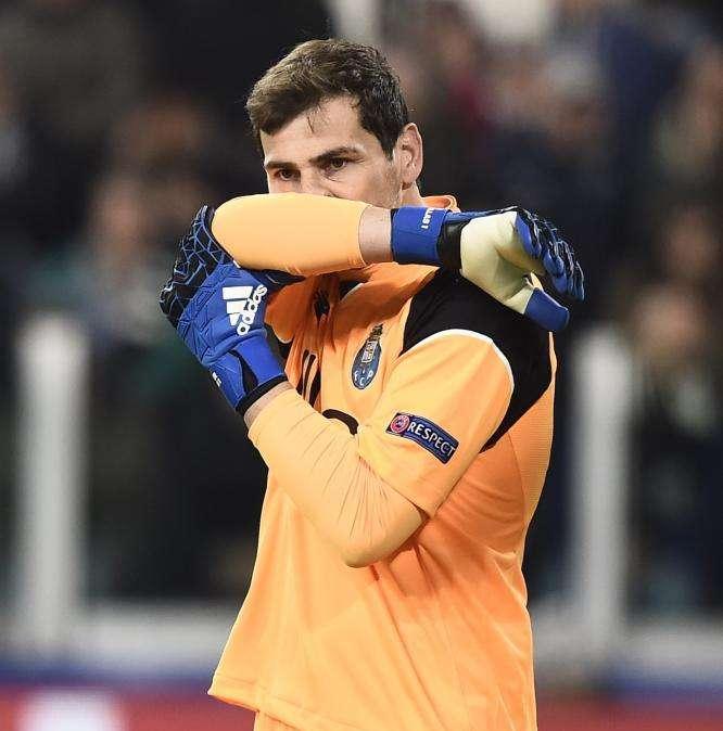 El Mono Burgos sugiere el 20 de mayo como Día del Portero en homenaje a Iker Casillas