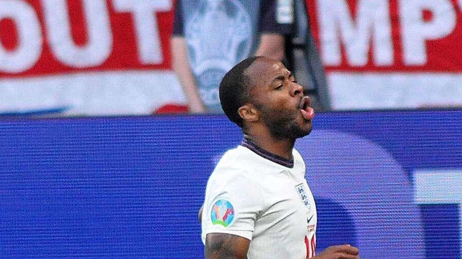 Ancelotti habría dado el visto bueno al fichaje de Sterling: cuatro clubes en la carrera