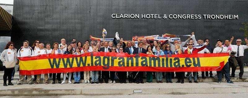 Las peñas madridistas se hermanan en Noruega antes de la final