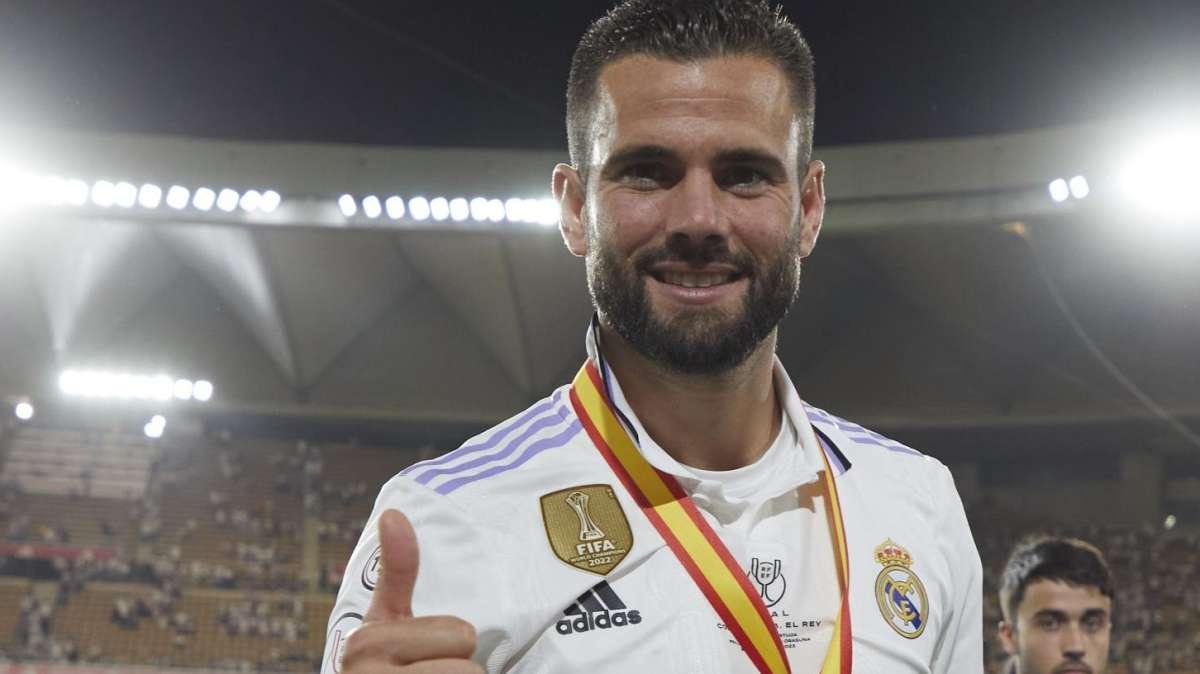 Oficial: Nacho Fernández renueva con el Real Madrid hasta 2024