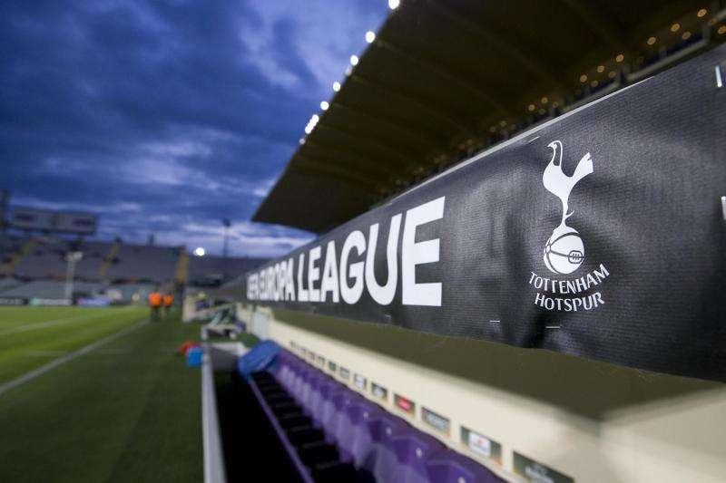 Levy, presidente del Tottenham, llama a la cordura: "La actividad de algunos clubes en el mercado no es sostenible"