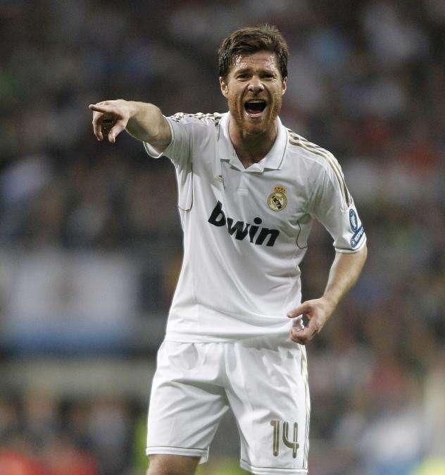 El Real Madrid quiere blindar a Xabi Alonso con un ascenso