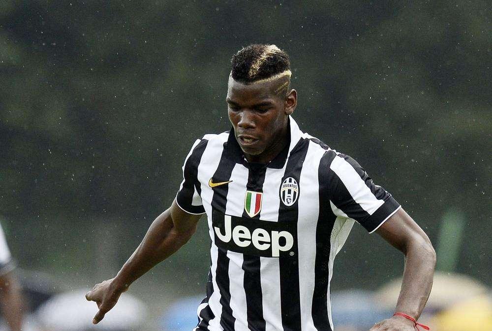 El agente de Pogba: "Por ahora está bien en Turín"