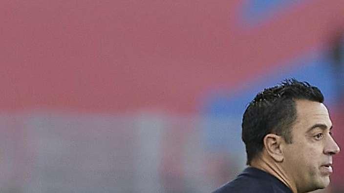 El Barcelona sale con cuatro centrocampistas; Joao Félix, suplente