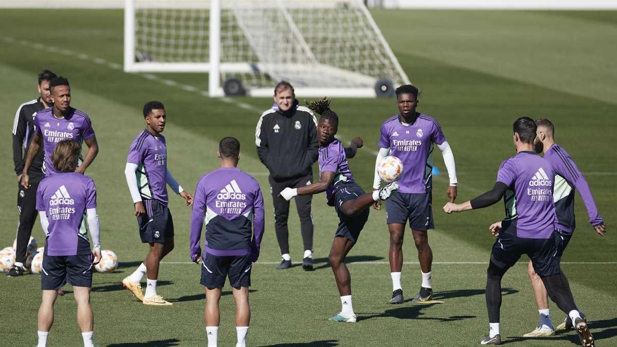 Informe del entrenamiento: Rüdiger vuelve con el grupo y sólo habrá una baja en el clásico