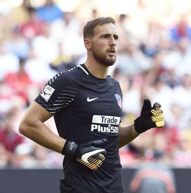Fichajes, el Real Madrid moverá ficha en la portería: los detalles 