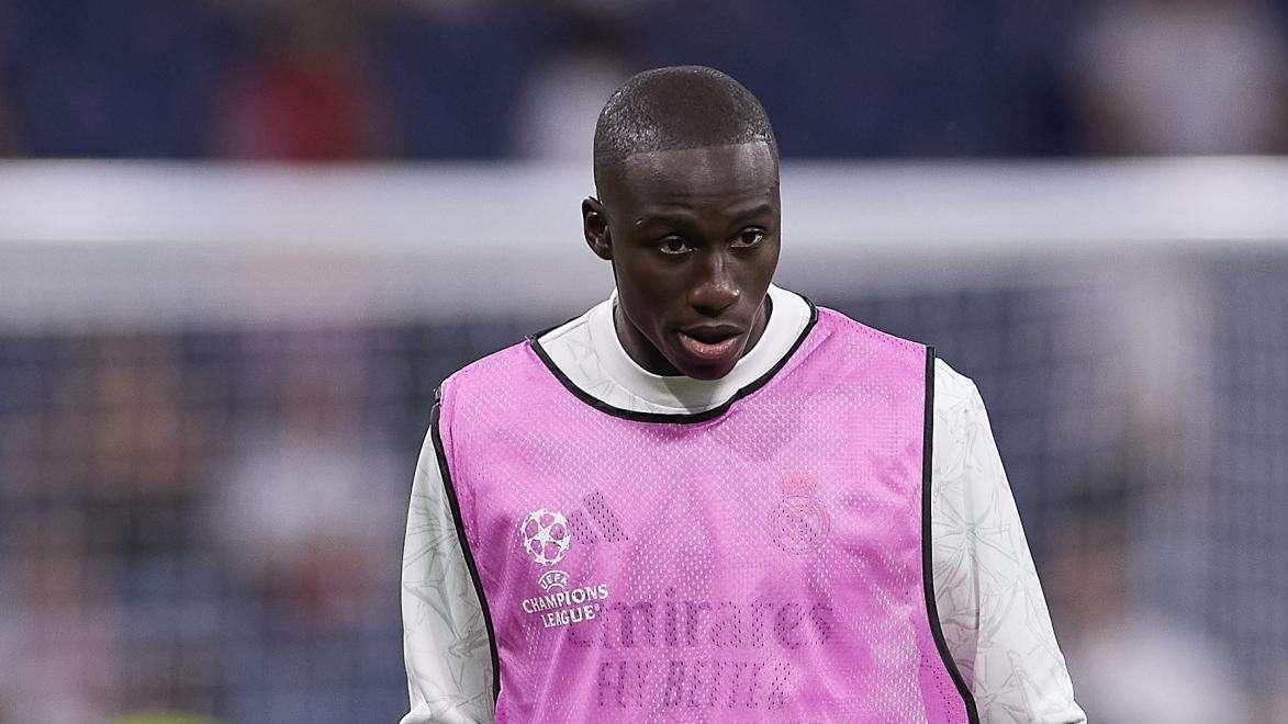 El Real Madrid se abre a la venta de Mendy: ofertón millonario a la vista