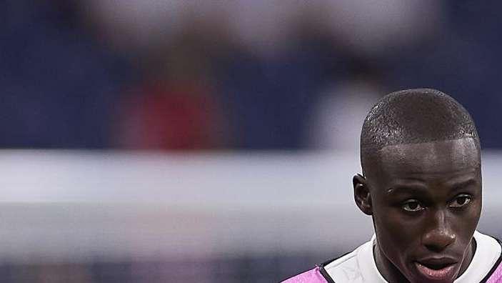 Xabi Alonso confirma una posibilidad táctica con la vuelta de Mendy