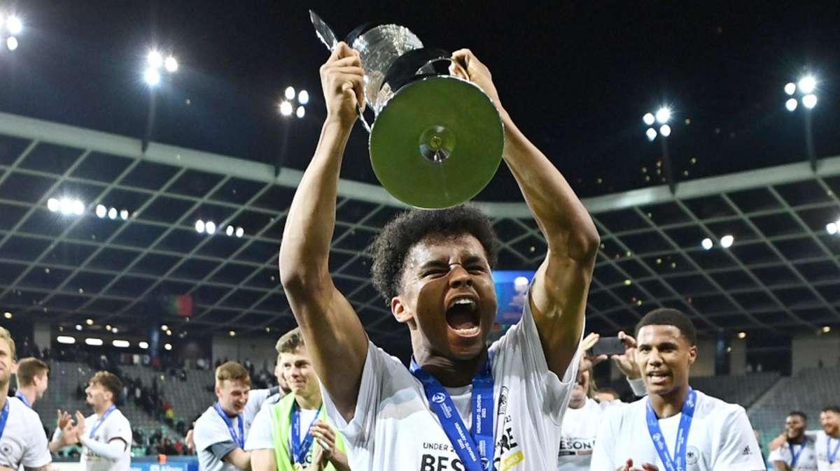 Se complica el fichaje de Adeyemi por el Dortmund… y el Real Madrid, atento
