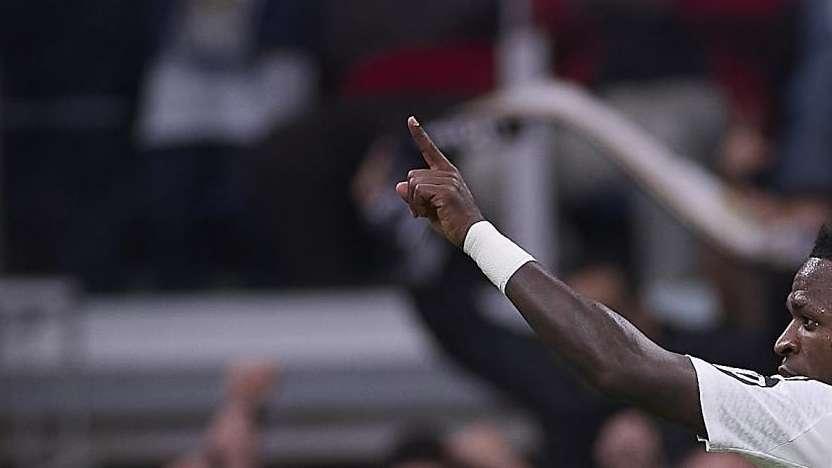 Mercado de fichajes, en directo | Bombazo con el futuro de Ancelotti, frenazo al fichaje estrella del Barça...