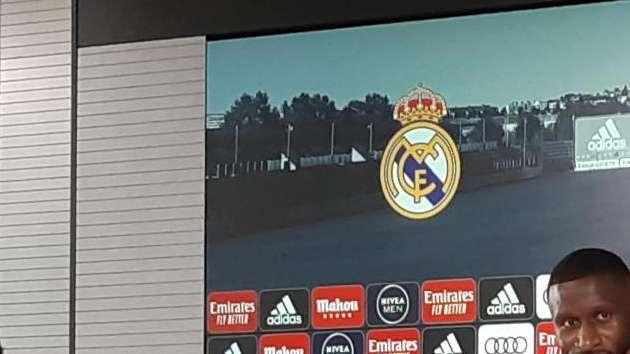 Rüdiger, en rueda de prensa: "Hubo interés del Barça, pero solo quería jugar en el Real Madrid"