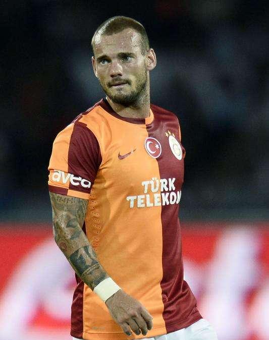 SportMediaset: La Juve quiere a Sneijder como fichaje de última hora