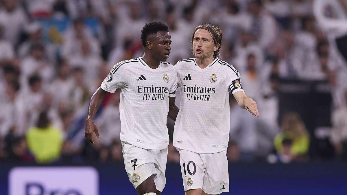Vinicius y Modric, de regreso en la convocatoria de Carlo Ancelotti