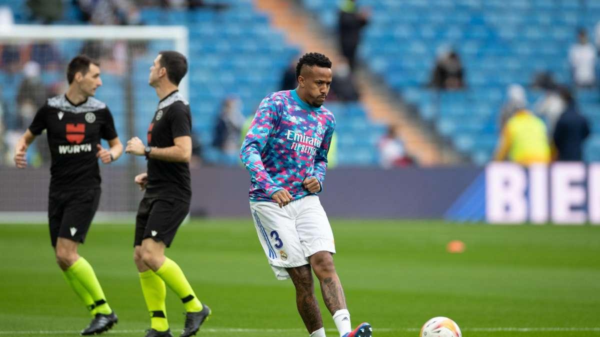 Ancelotti recuerda a Sergio Ramos y hace una comparación: "Militao tiene que aprender"