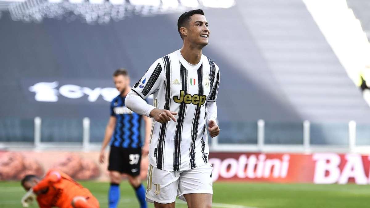 Fichajes | Allegri: "¿Cristiano? Habrá que gestionar a todos los jugadores"