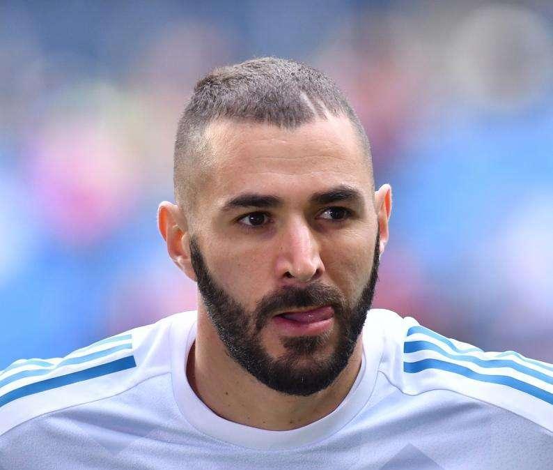 La prioridad de Benzema es volver a Francia: ya ha rechazado a varios clubes