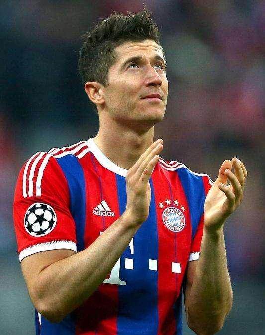 L'Équipe: El PSG luchará con el Madrid por Lewandowski