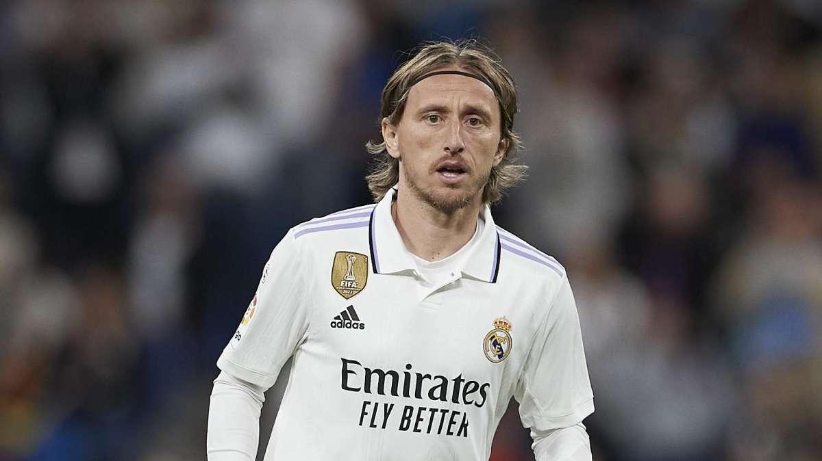 Mercado de fichajes en directo | Bombazo con Modric, giro radical en el futuro de Messi...