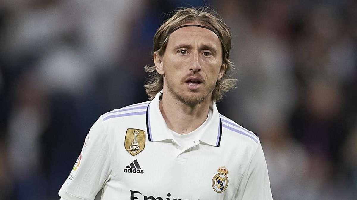 Modric se marcha de Madrid en busca del milagro: recuperarse para llegar a la Champions