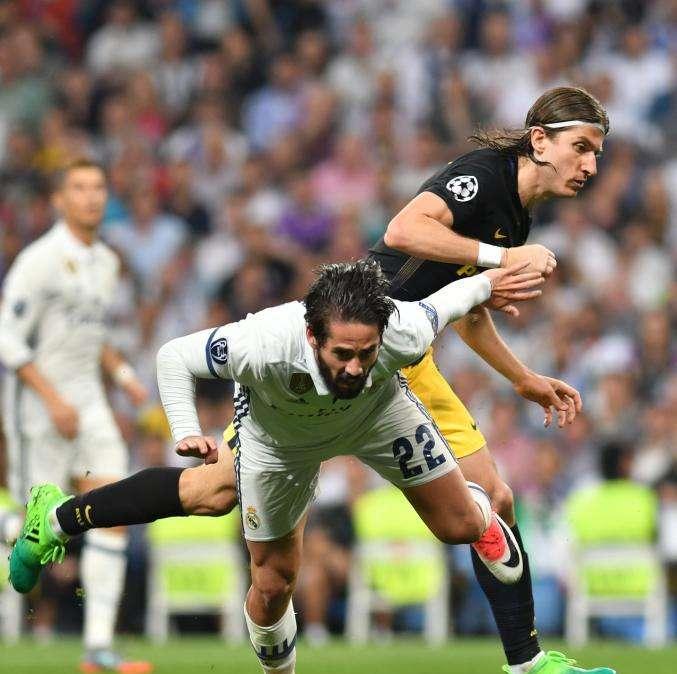 Uzquiano: "El Madrid va sobrado. Tiene el mejor medio del campo del mundo, pero Mayoral no está al nivel"