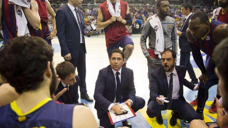 El Barcelona comunica a Xavi Pascual su marcha